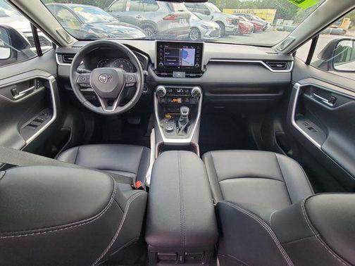 Blizzard Pearl 2019 Toyota RAV4 Limited