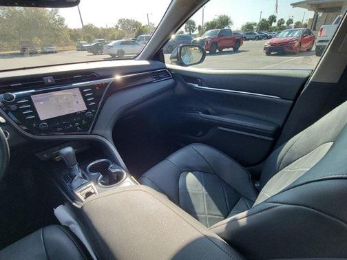 2019 Toyota Camry XLE