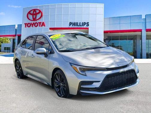 Classic Silver Metallic 2024 Toyota Corolla SE