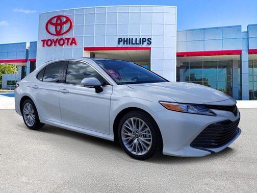 2020 Toyota Camry XLE