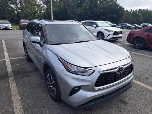 2020 Toyota Highlander XLE