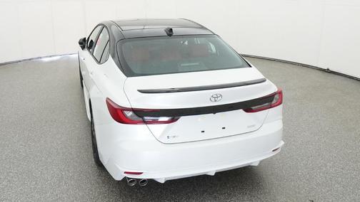 Wind Chill Pearl w/Midnight Black Metallic Roof 2026 Toyota Camry XSE