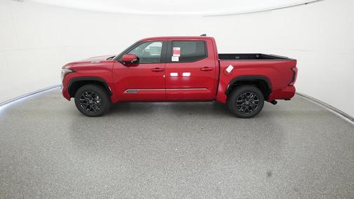 2025 Toyota Tundra Hybrid Platinum