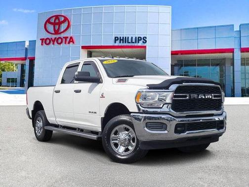 2022 RAM 2500 Tradesman Crew Cab 4x4 6'4' Box