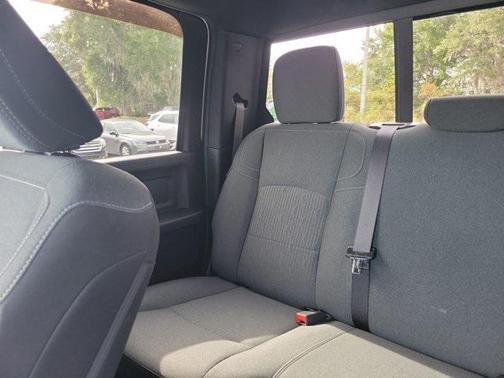 2022 RAM 2500 Tradesman Crew Cab 4x4 6'4' Box