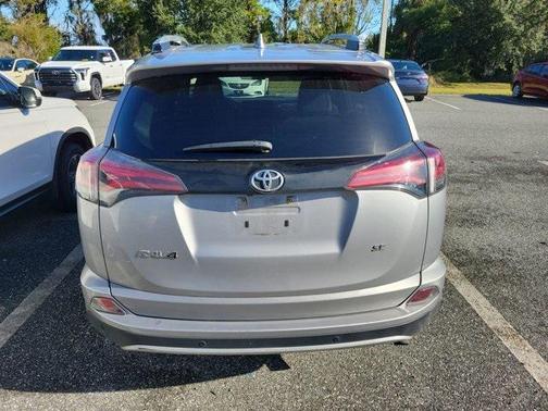 2016 Toyota RAV4 SE