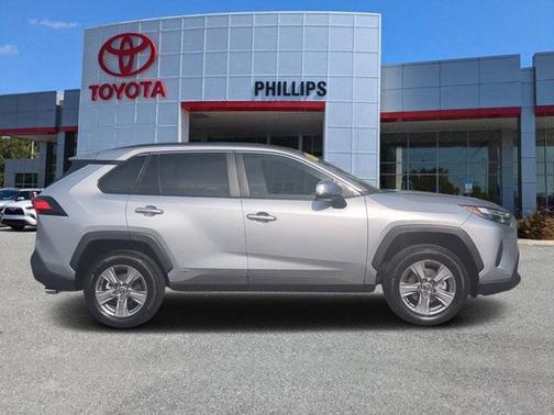 2022 Toyota RAV4 Hybrid XLE