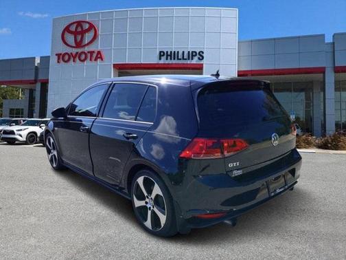 2017 Volkswagen Golf GTI S 4-Door