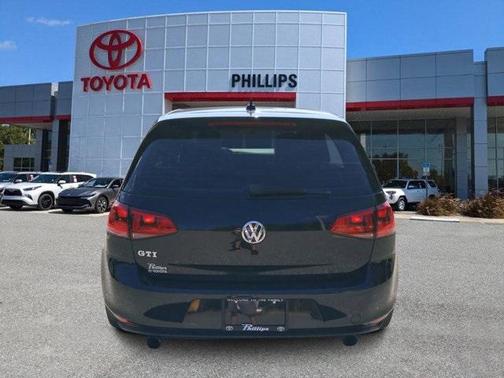 2017 Volkswagen Golf GTI S 4-Door