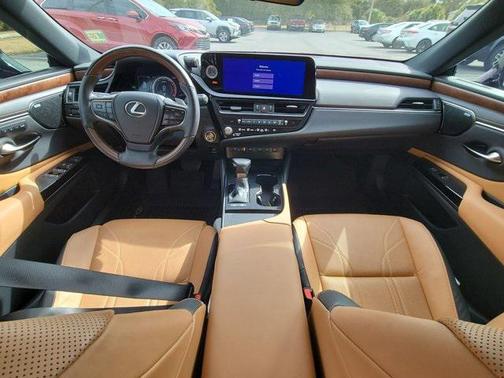 2024 Lexus ES 300h Ultra Luxury