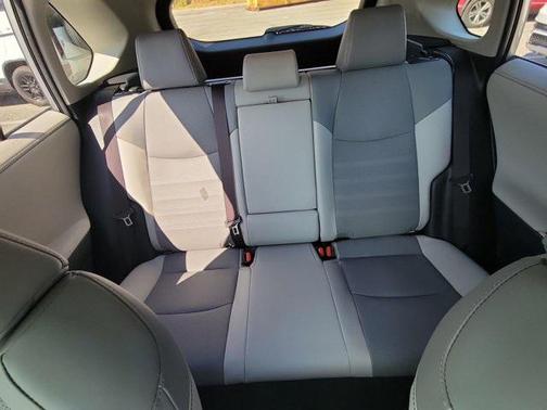 2019 Toyota RAV4 Hybrid SE