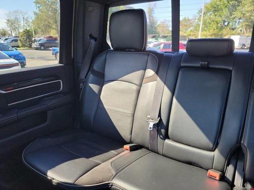 2022 RAM 3500 Laramie Crew Cab 4x4 6'4' Box