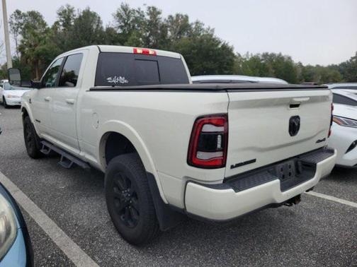 2022 RAM 3500 Laramie Crew Cab 4x4 6'4' Box