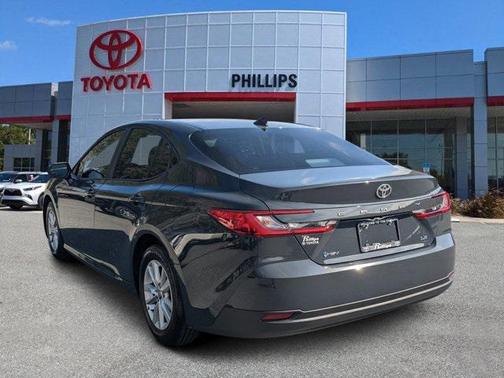 Underground 2025 Toyota Camry LE