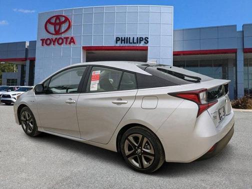 2020 Toyota Prius XLE