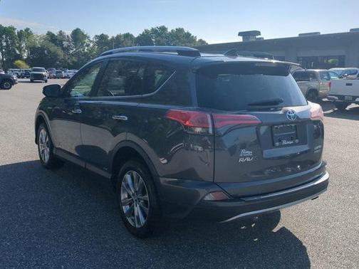 2018 Toyota RAV4 Hybrid SE