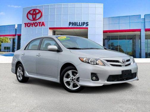 Classic Silver Metallic 2013 Toyota Corolla S