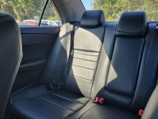 2017 Toyota Camry Hybrid LE