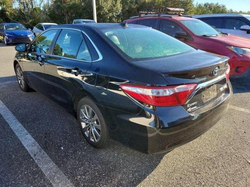 2017 Toyota Camry Hybrid LE