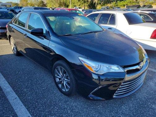 2017 Toyota Camry Hybrid LE