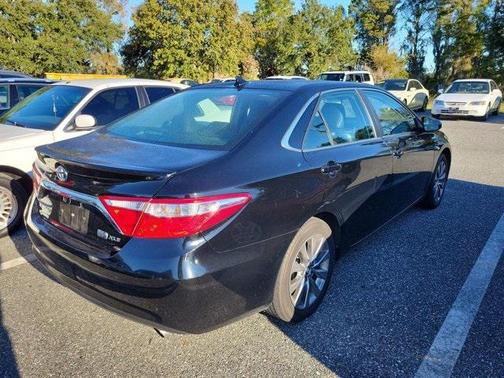 2017 Toyota Camry Hybrid LE