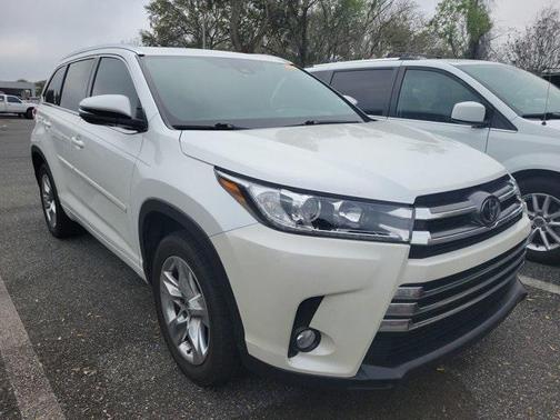 2017 Toyota Highlander Limited