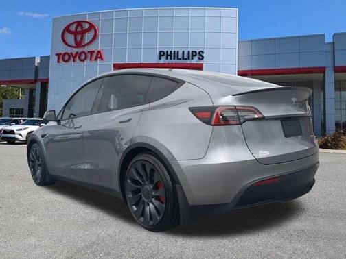 2024 Tesla Model Y Performance Dual Motor All-Wheel Drive
