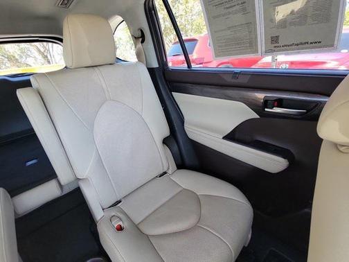 2020 Toyota Highlander Limited