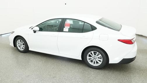 Ice Cap 2026 Toyota Camry LE