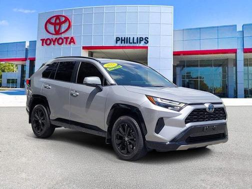 2022 Toyota RAV4 Hybrid SE