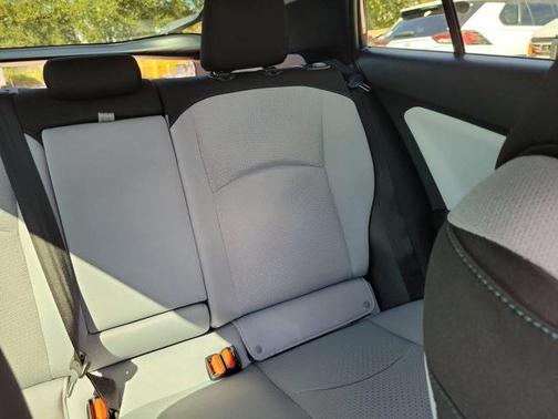 2019 Toyota Prius LE