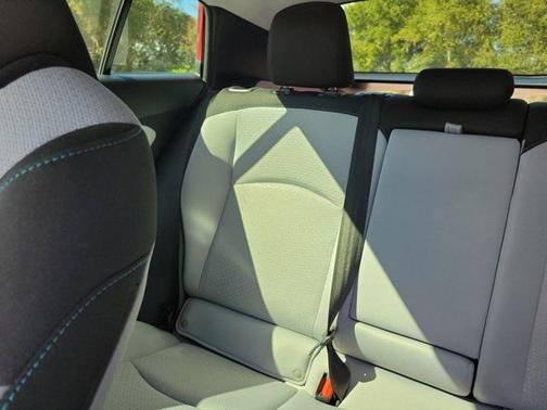 2019 Toyota Prius LE