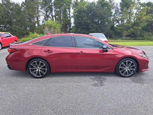 2019 Toyota Avalon Touring