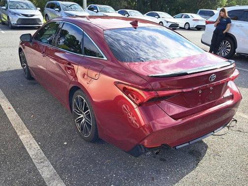 2019 Toyota Avalon Touring