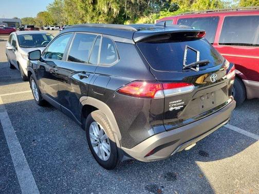 2024 Toyota Corolla Cross LE