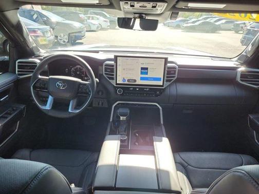 2025 Toyota Tundra Platinum
