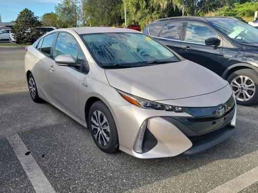 2021 Toyota Prius Prime XLE