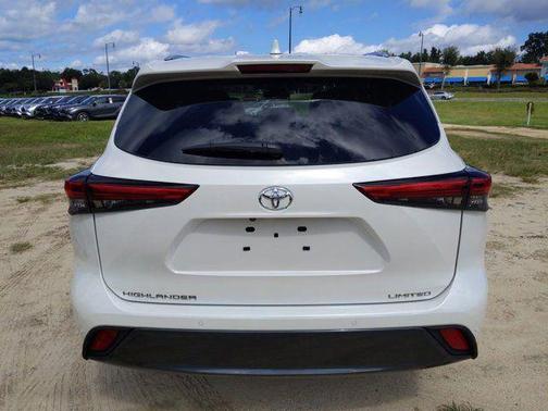Blizzard Pearl 2020 Toyota Highlander Limited