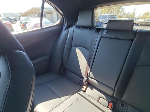 2023 Lexus UX 250h F Sport