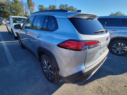 2025 Toyota Corolla Cross XLE