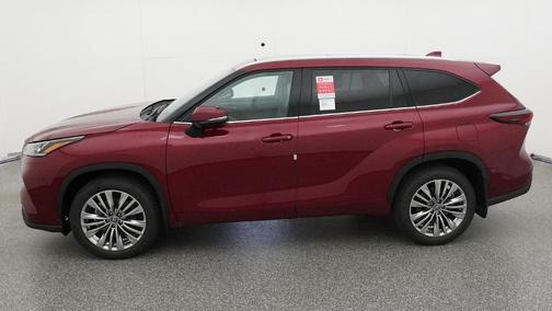 Ruby Flare Pearl 2026 Toyota Highlander Platinum