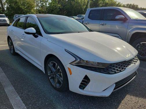 Glacial White Pearl 2023 Kia K5 EX