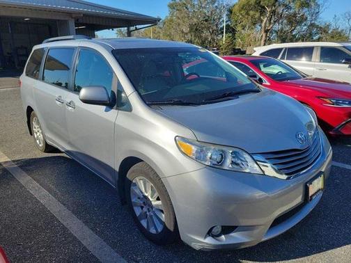 2015 Toyota Sienna XLE Premium