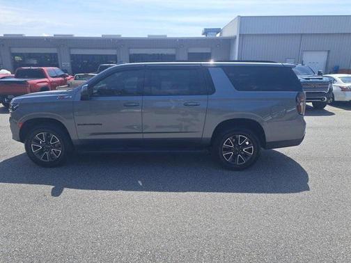 2021 Chevrolet Suburban 4WD Z71