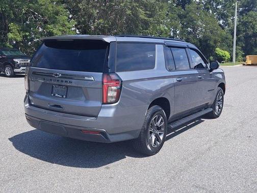 2021 Chevrolet Suburban 4WD Z71