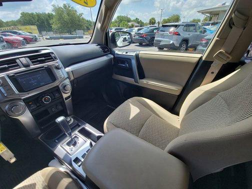 Super White 2019 Toyota 4Runner SR5
