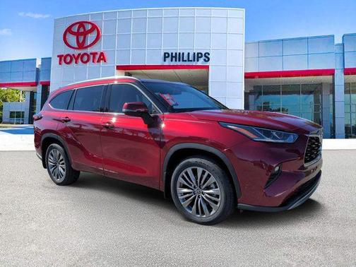 Pearl 2022 Toyota Highlander Platinum