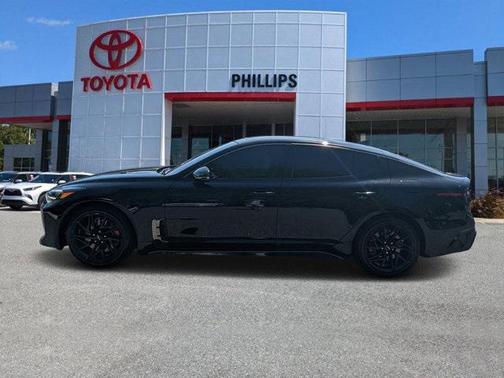 2022 Kia Stinger GT-Line