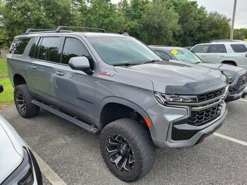 Satin Steel Metallic 2021 Chevrolet Suburban 4WD Z71