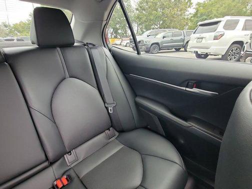 Ruby Flare Pearl 2021 Toyota Camry Hybrid XLE